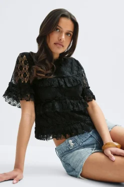 14+ frill lace top