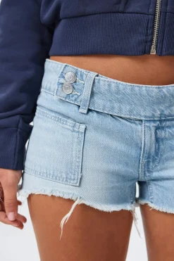 14+ pleated low denim shorts