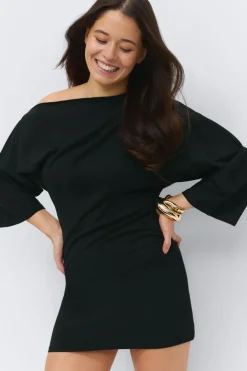 14+ shaped long sleeve dress