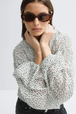 Angular sunglasses