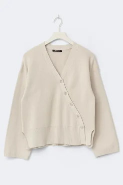 Asymmetric knitted cardigan