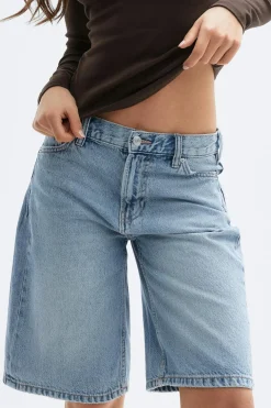 Baggy babe denim shorts