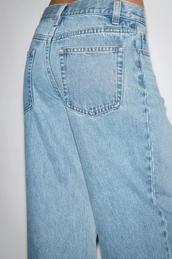 Baggy babe jeans