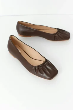 Ballet flats