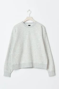 Basic sweater