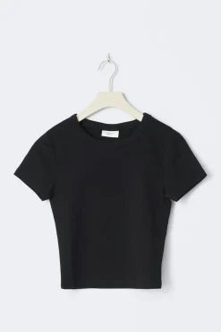 Basic tight top