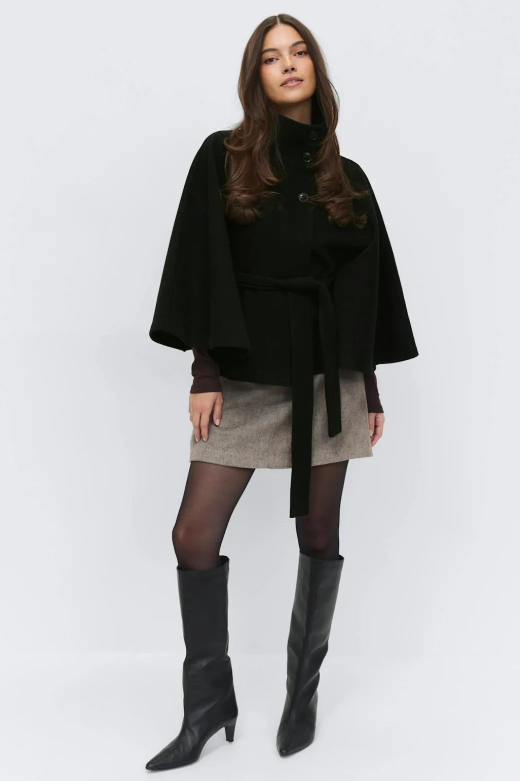 Belt cape jacket