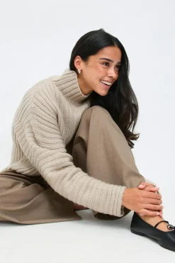 Chunky turtleneck knit sweater