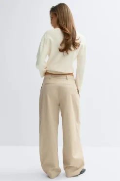 Cotton barrel trousers