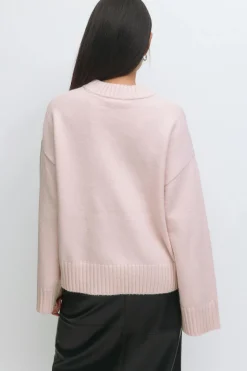 Crew neck knitted sweater