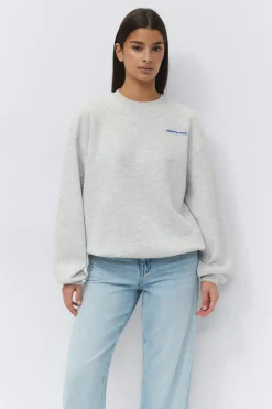 Crewneck versatile sweater