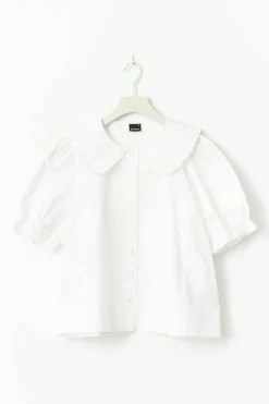 Cute collar blouse