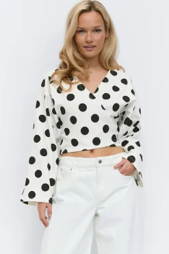 Dot wrap tie top