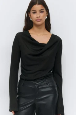 Draped knitted top