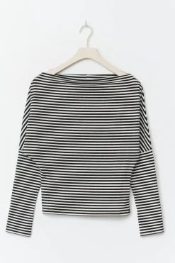 Dropped shoulder top