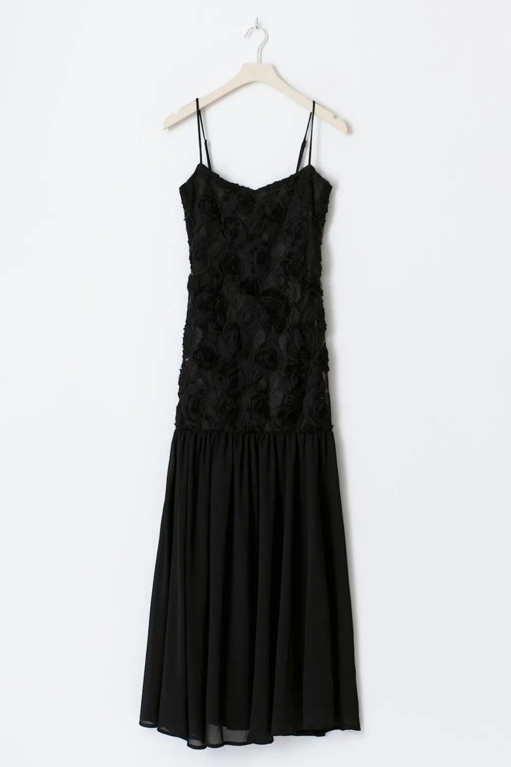 Embroidery dropped waist dress