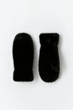Faux fur mittens
