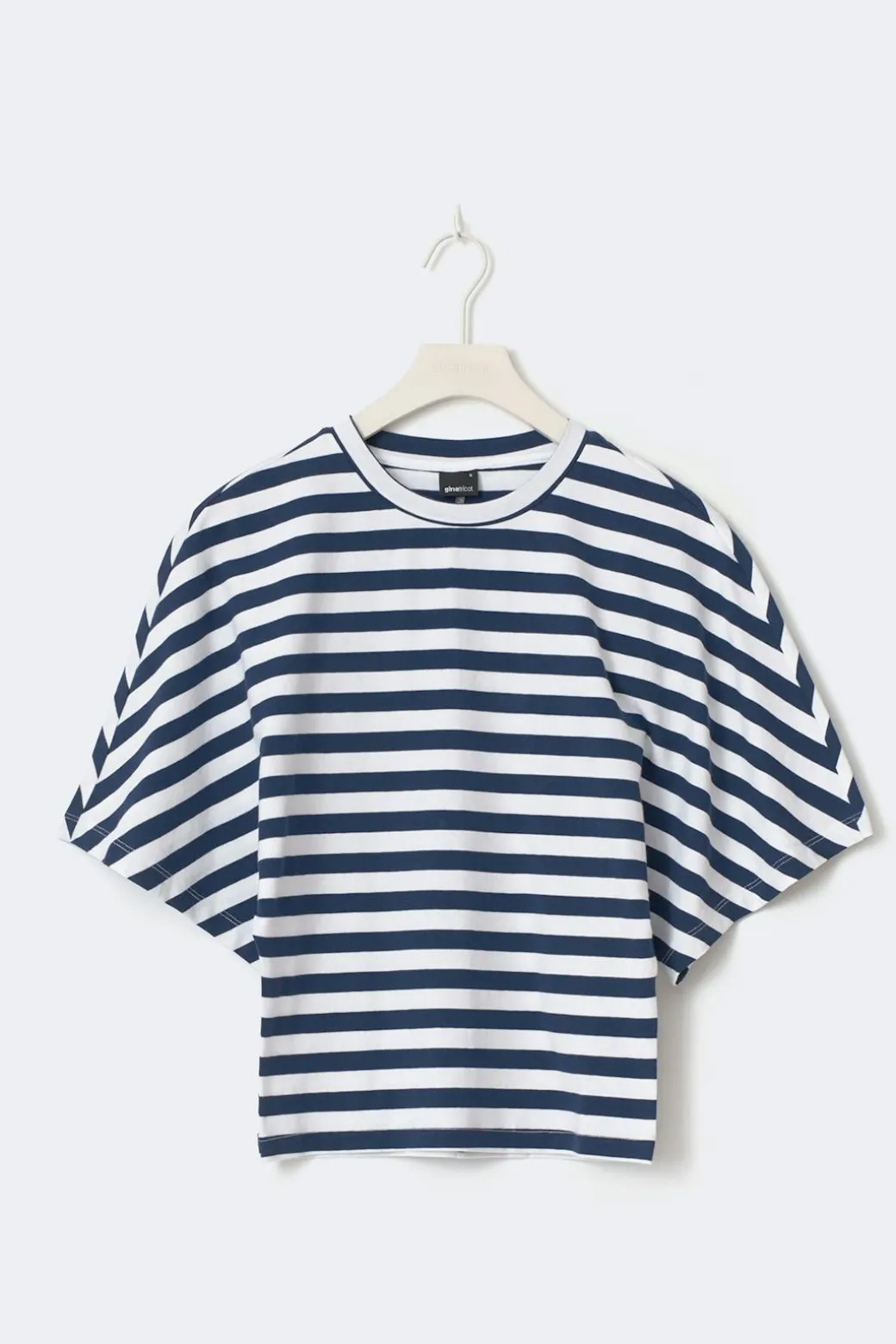Fitted top