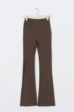 Flare yoga tights