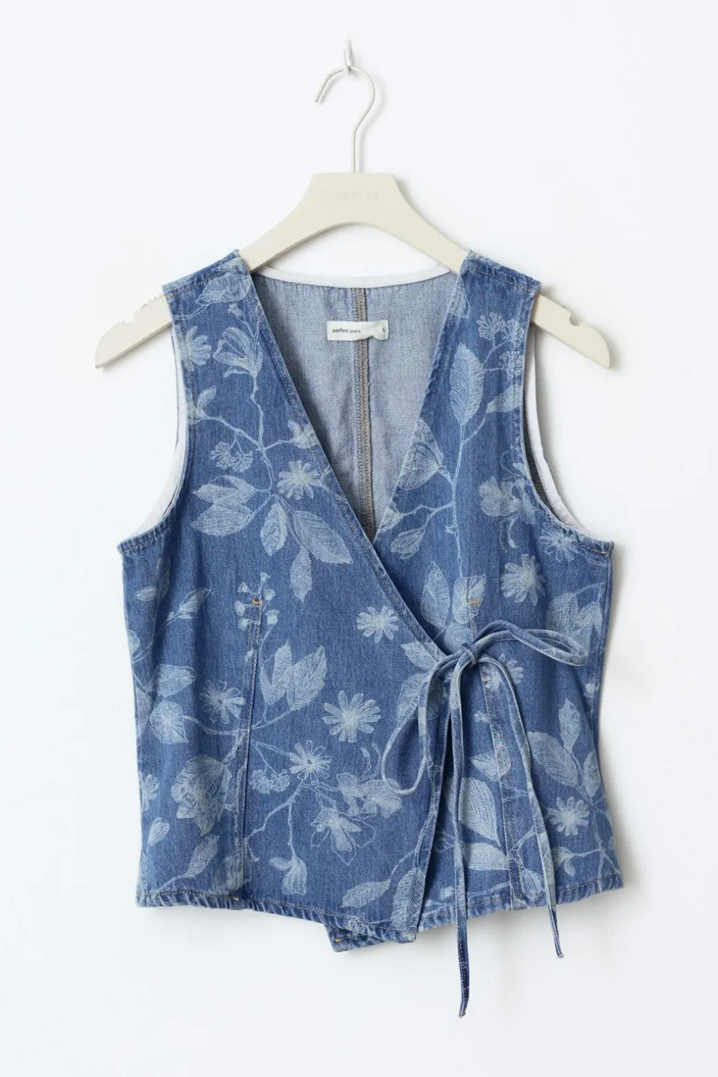 Flower denim vest