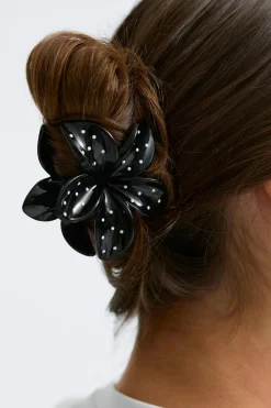 Flower hair clip