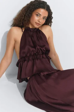 Frill top