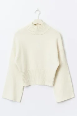 Funnel neck knitted sweater