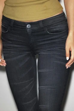 Glow low flare jeans