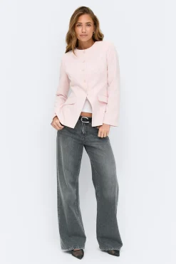 High neck shaped blazer