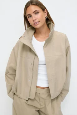 High neck short jacket