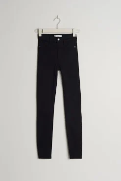 high waist jeans