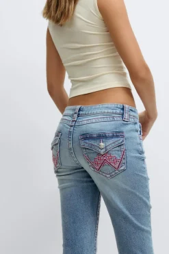 Iconic twisted jeans