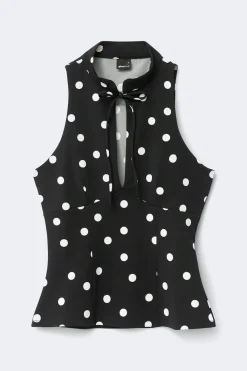 Keyhole tie top