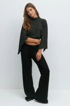 Knitted trousers