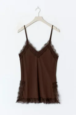 Lace detail singlet