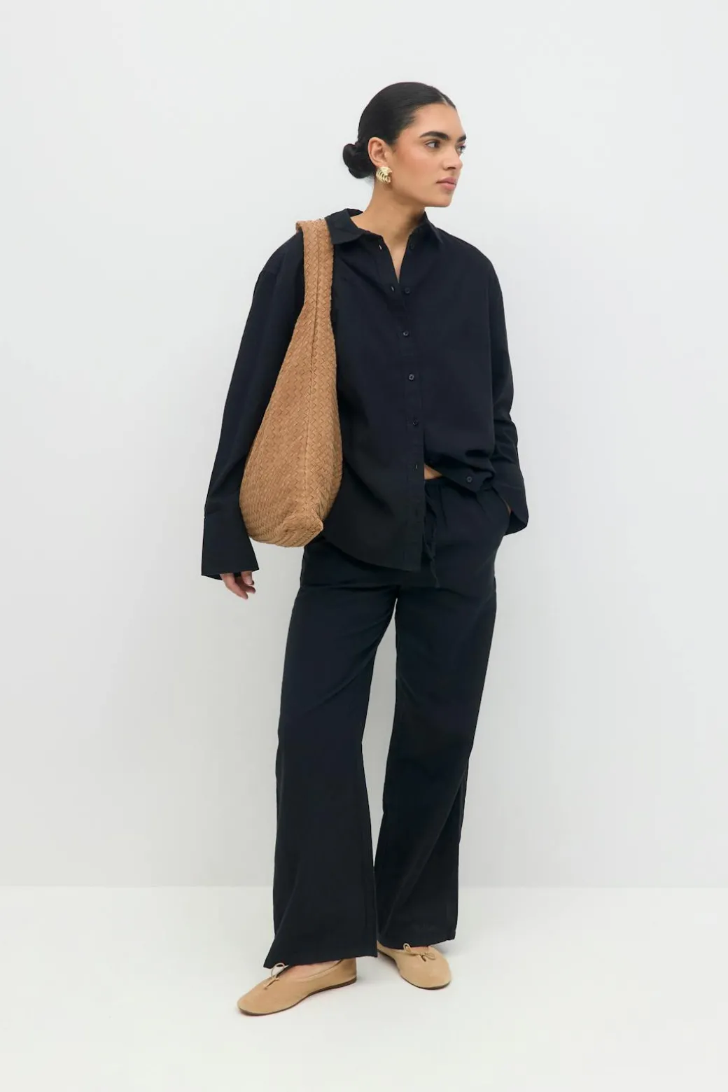 linen blend trousers