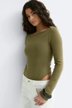 Long sleeve body