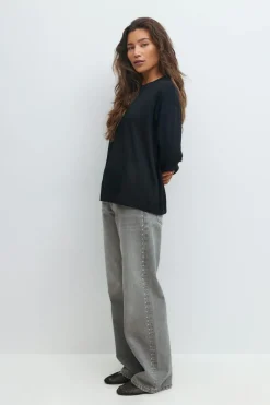 Loose fit long sleeve tee