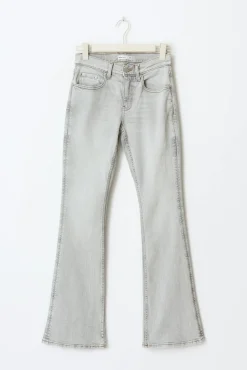 Low waist bootcut jeans
