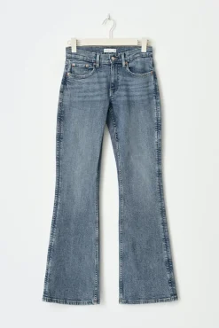 Low waist bootcut jeans
