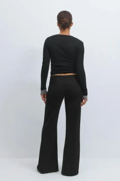 Low waist trousers