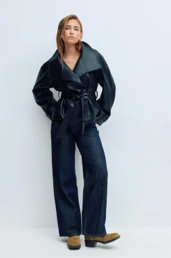 Low wide jeans