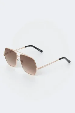 Metal frame aviator sunglasses