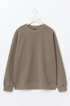 Oversized crew neck sweater