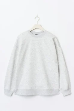 Oversized crew neck sweater
