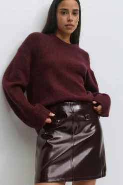 Patent skirt