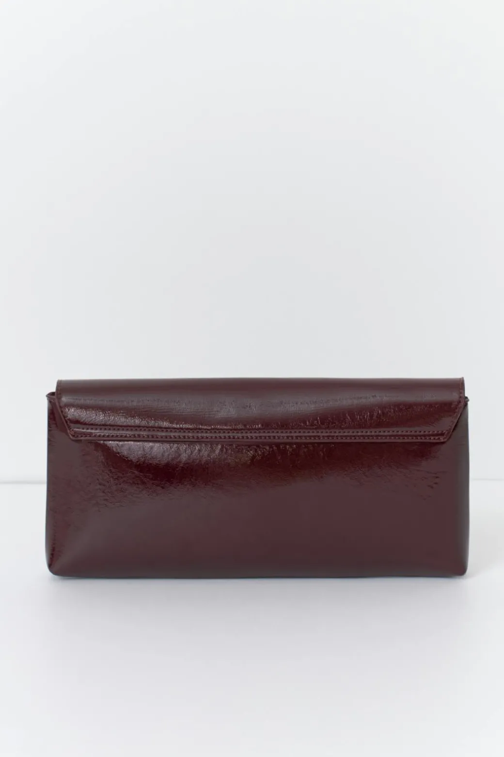 Patent studded clutch