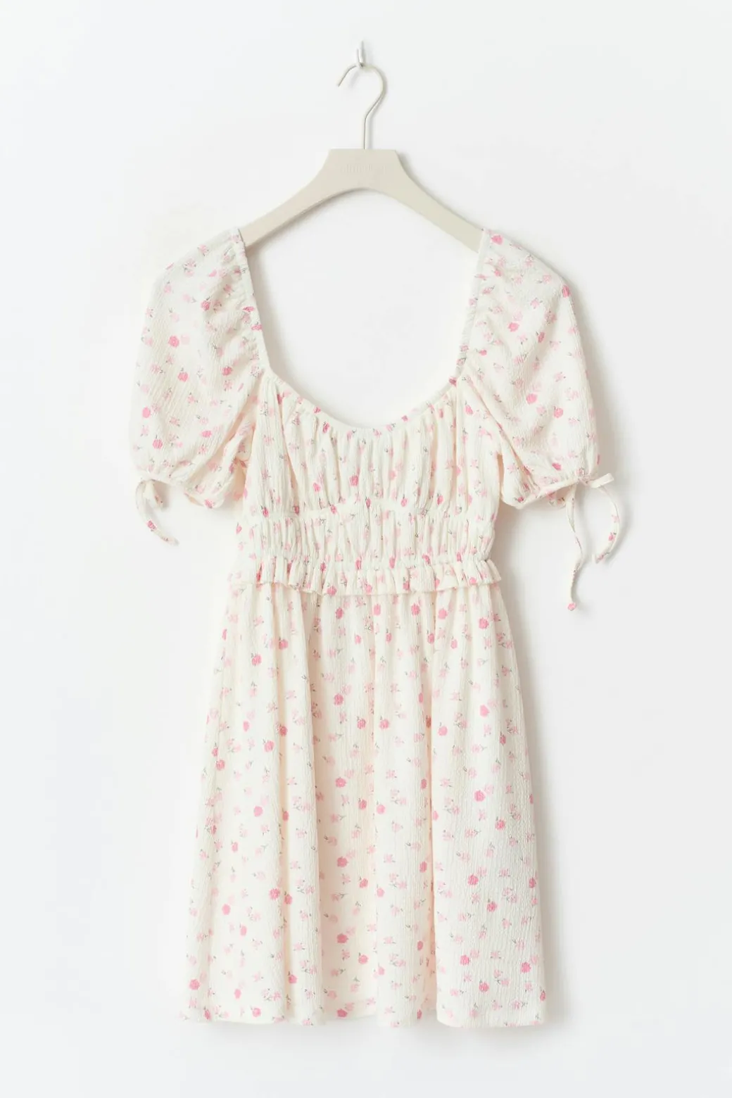 Puff sleeve dress