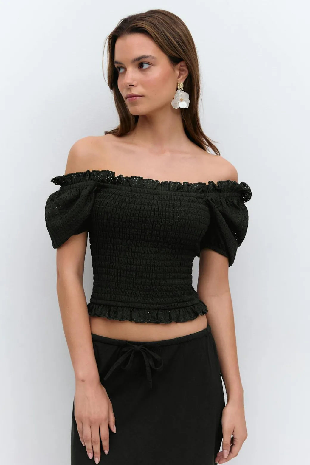 Puff sleeve frill top