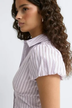 Puff sleeve shirt